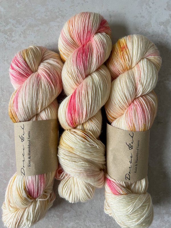 Magnolia, Merino singles - Image 3